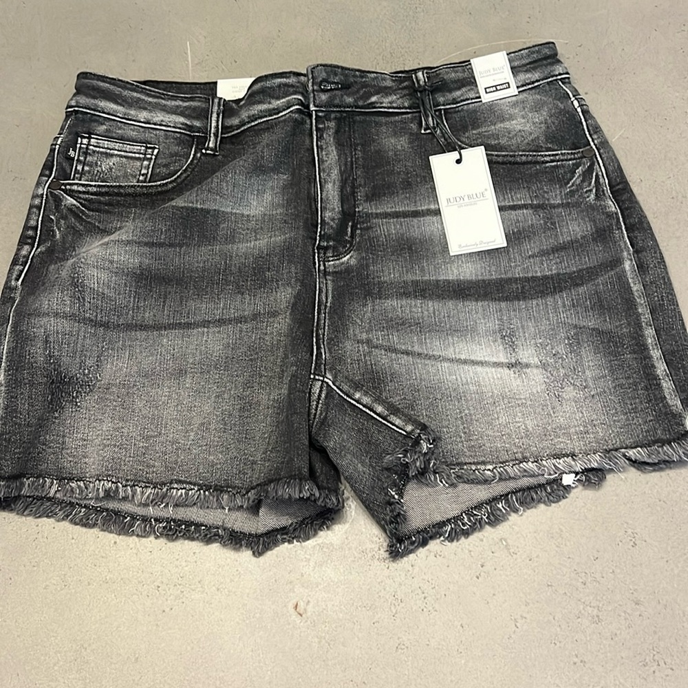Judy Blue Washed Charcoal Frayed Hem Denim Shorts